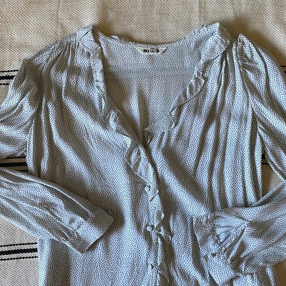 The perfect blouse - Picture 4 of 4